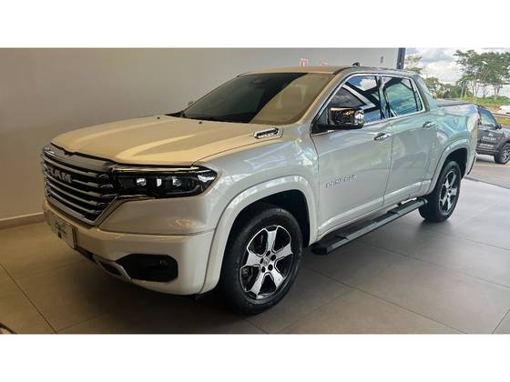 RAM RAMPAGE 2.2 TURBO DIESEL LARAMIE 4X4 AUTOMÁTICO